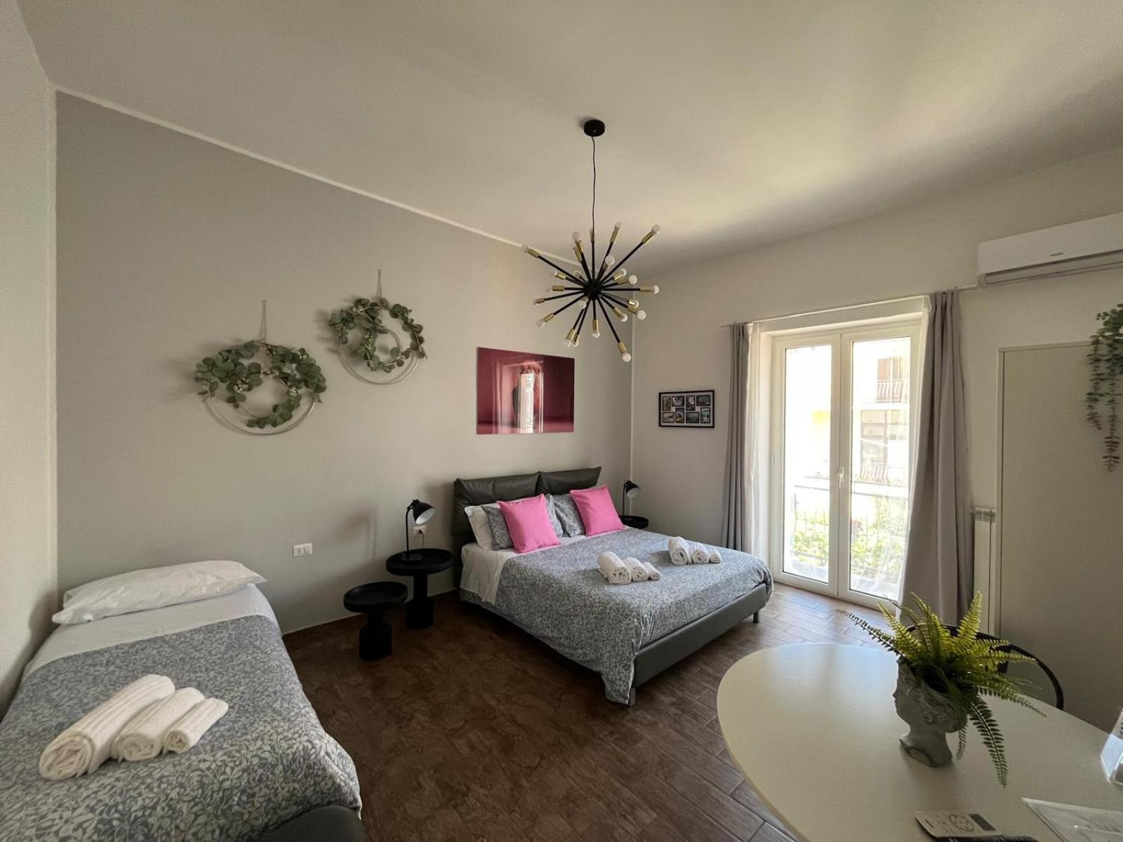 Il Civico 2 Bed & Breakfast Bari Bagian luar foto