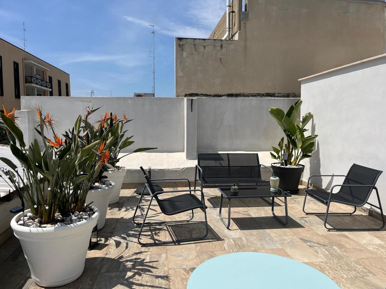 Il Civico 2 Bed & Breakfast Bari Bagian luar foto